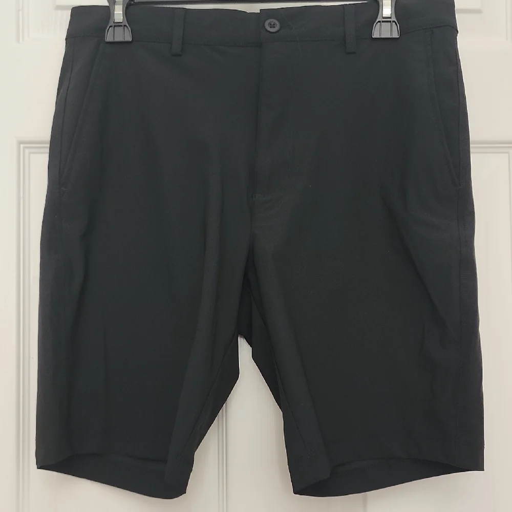 Greg Norman Collection Black Stretch Shorts - Picture 2 of 12